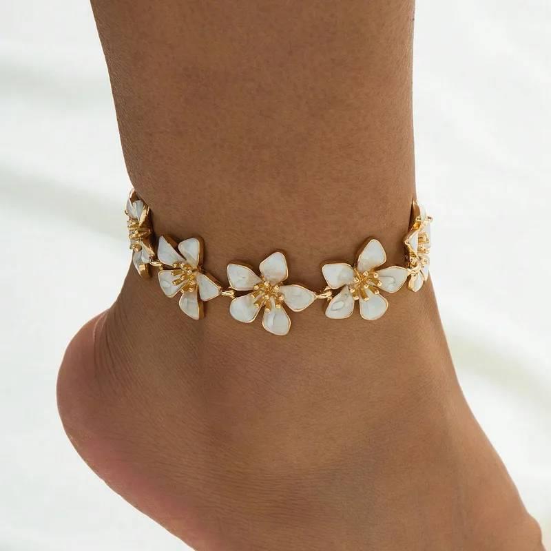 Flower Bomb White